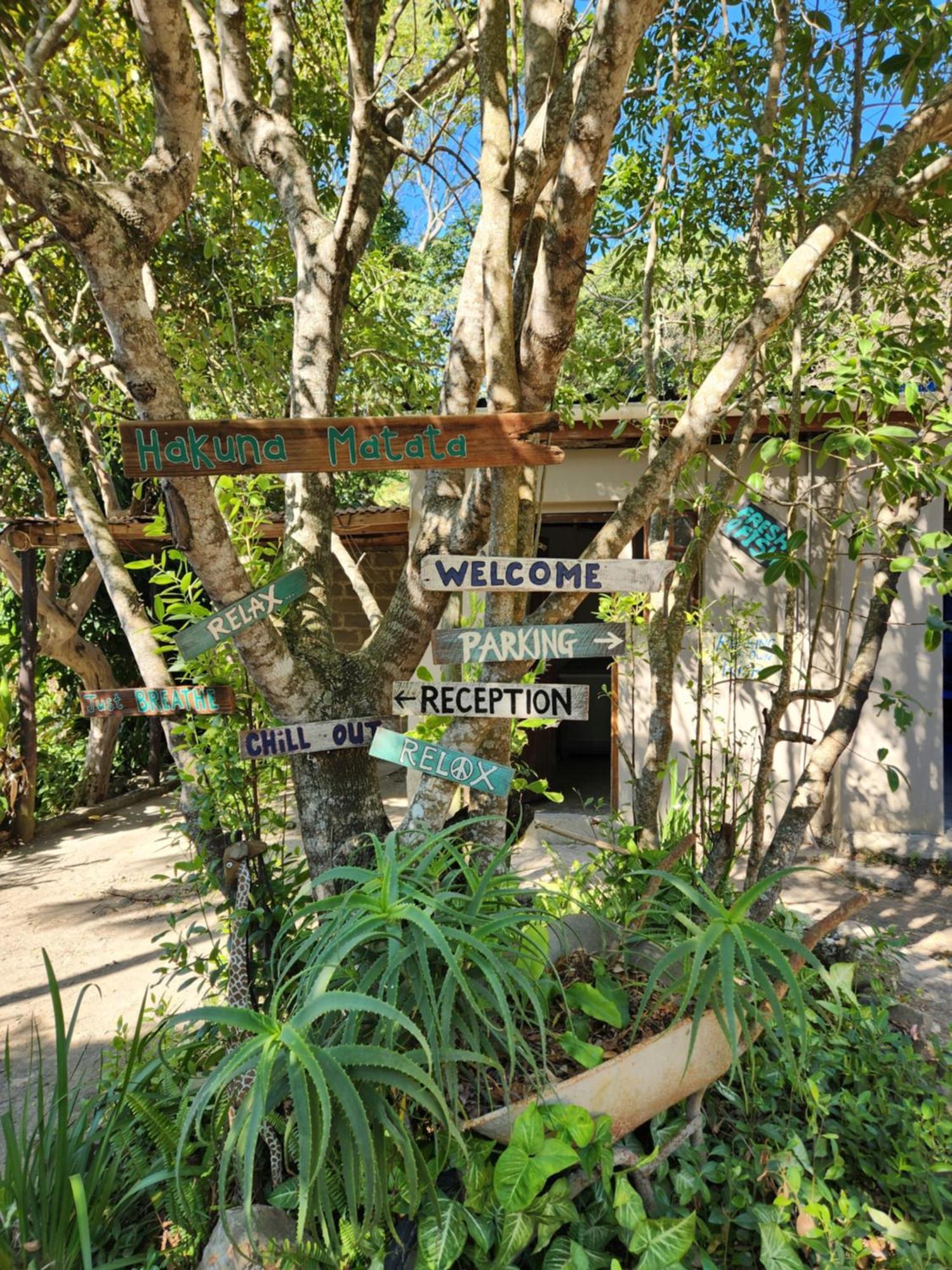 Ikaya Accommodation Psj Port Saint John's Luaran gambar